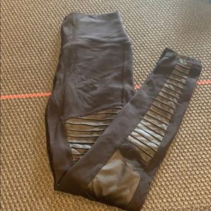 Alo Moto Leggings